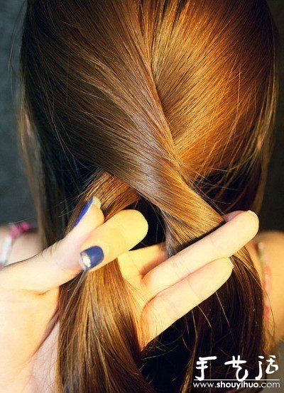 漂亮的韓式盤發(fā)詳細(xì)DIY教程 -  rpnrmr.com