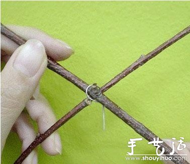 DIY制作雙色紙風(fēng)鈴 -  rpnrmr.com