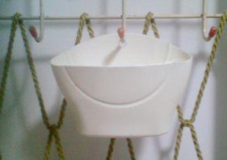 洗發(fā)水瓶DIY自動吸水式吊盆 -  rpnrmr.com