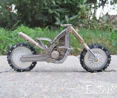 舊鐘表零件DIY的摩托車模型 -  rpnrmr.com