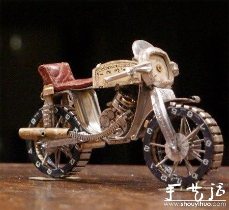 舊鐘表零件DIY的摩托車模型 -  rpnrmr.com