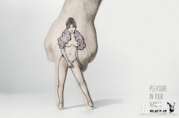Playboy廣告：手指性感女神 -  rpnrmr.com
