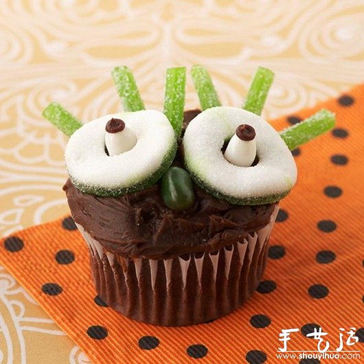 萬圣節(jié)特別DIY的怪物蛋糕 -  rpnrmr.com
