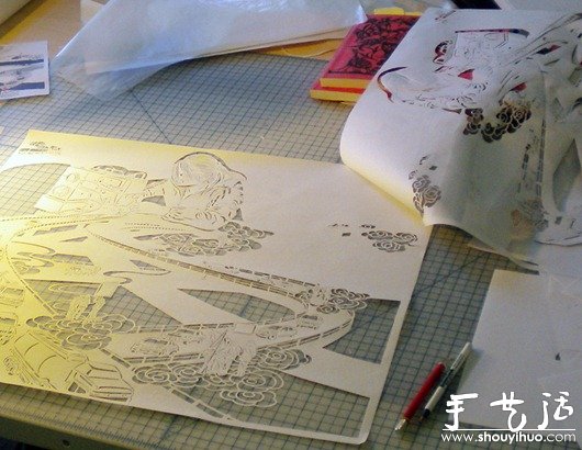 復雜、逼真的剪紙作品 -  rpnrmr.com