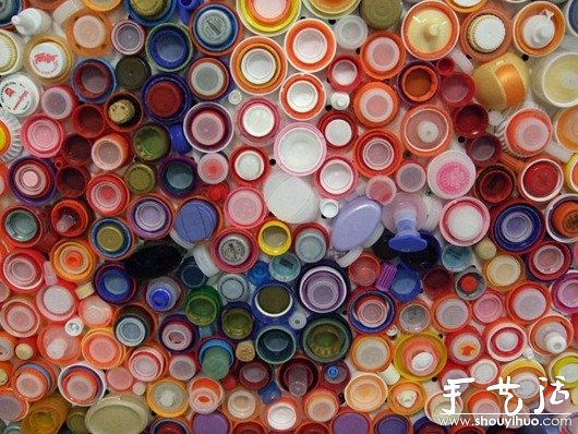 塑料瓶蓋DIY的自畫像 -  rpnrmr.com