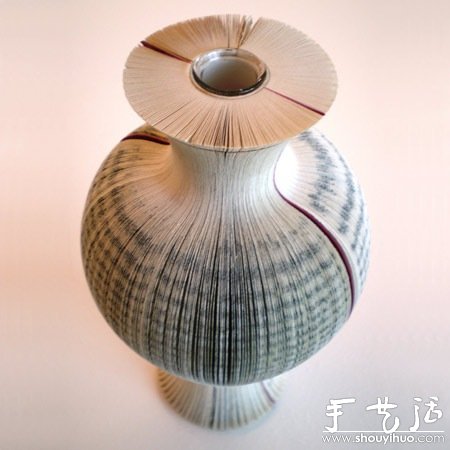 廢棄書籍制作的花瓶、燈具和板凳 -  rpnrmr.com