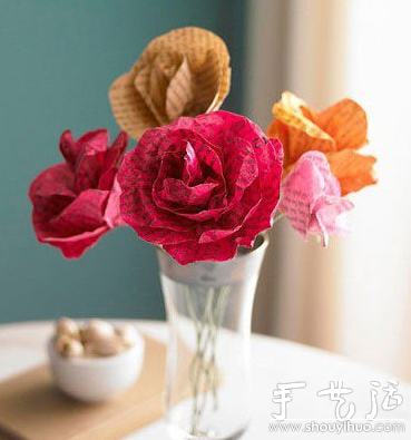 舊雜志廢物利用DIY紙玫瑰花的教程 -  rpnrmr.com