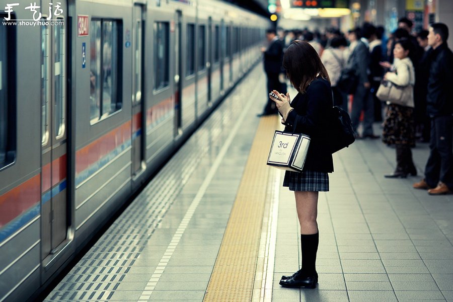 英國攝影師Alex Robertson作品——東京人 -  rpnrmr.com