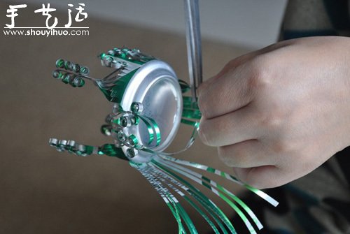 廢棄易拉罐手工DIY工藝小椅子 -  rpnrmr.com
