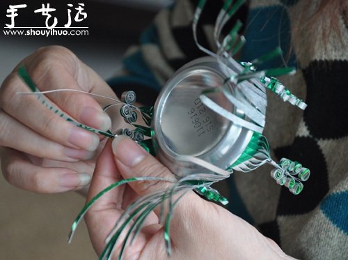 廢棄易拉罐手工DIY工藝小椅子 -  rpnrmr.com