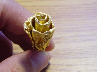 巧克力鋁箔紙折玫瑰的方法 -  rpnrmr.com