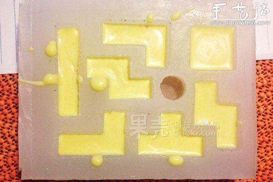 自制巧克力模具的方法 -  rpnrmr.com