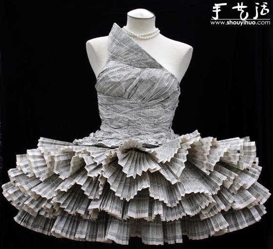 電話簿手工制作的禮服 -  rpnrmr.com