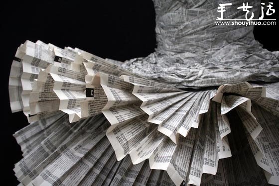 電話簿手工制作的禮服 -  rpnrmr.com