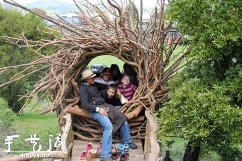 樹枝DIY的超大鳥窩 -  rpnrmr.com