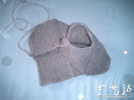 給小寶寶編織保暖襪子的手工教程 -  rpnrmr.com