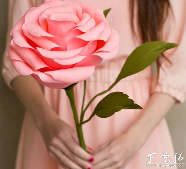 剪紙制作超逼真玫瑰花的教程 -  rpnrmr.com