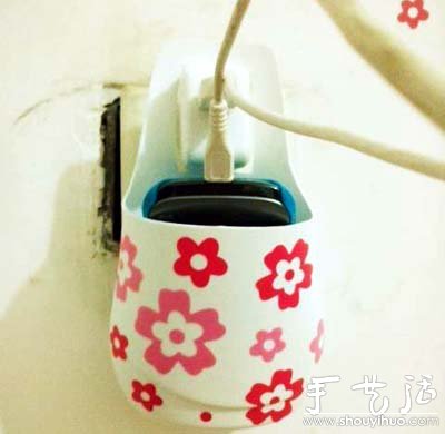 環(huán)保小制作：洗發(fā)水瓶DIY手機充電盒 -  rpnrmr.com