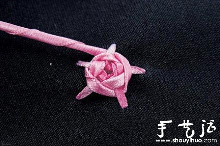 絲帶編織精美玫瑰花的教程 -  rpnrmr.com