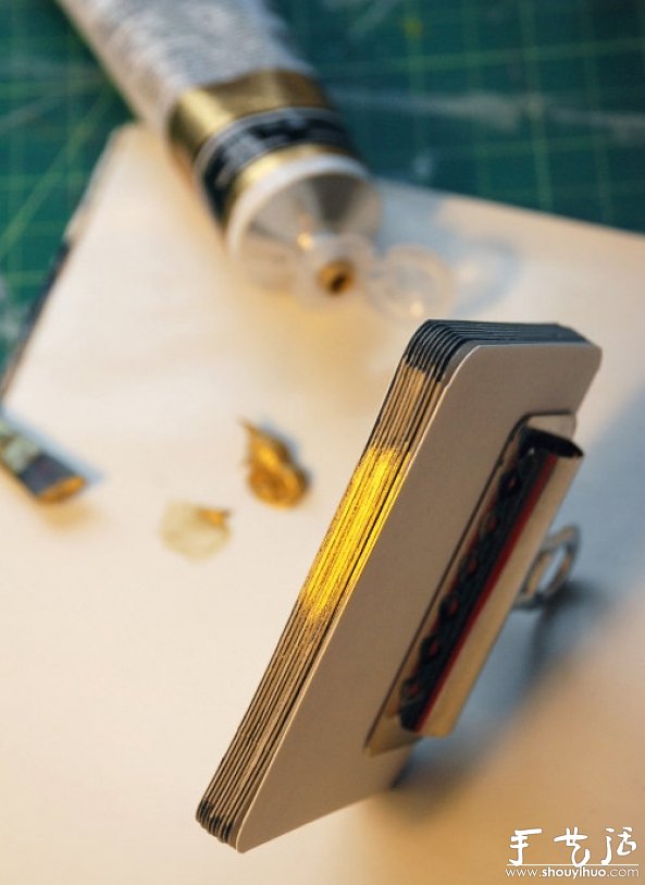 硬紙板DIY制作留言板的教程 -  rpnrmr.com