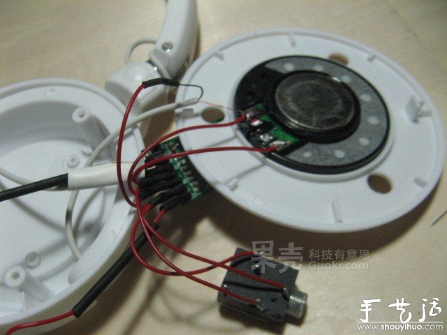 低成本DIY頭戴式立體聲藍牙耳機 -  rpnrmr.com