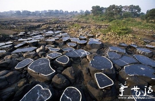 儋州千年古鹽田：純手工制作的“老鹽”咸中帶甜還消火 -  rpnrmr.com