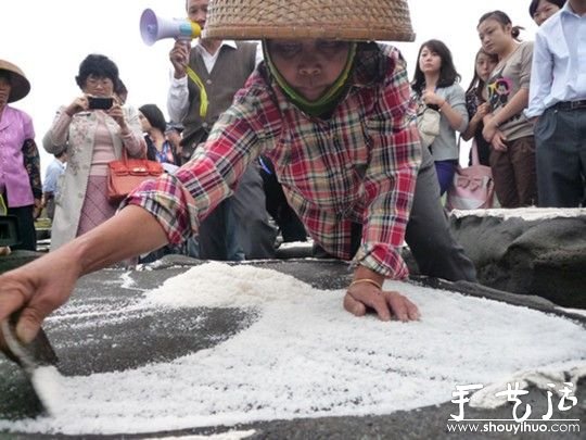 儋州千年古鹽田：純手工制作的“老鹽”咸中帶甜還消火 -  rpnrmr.com