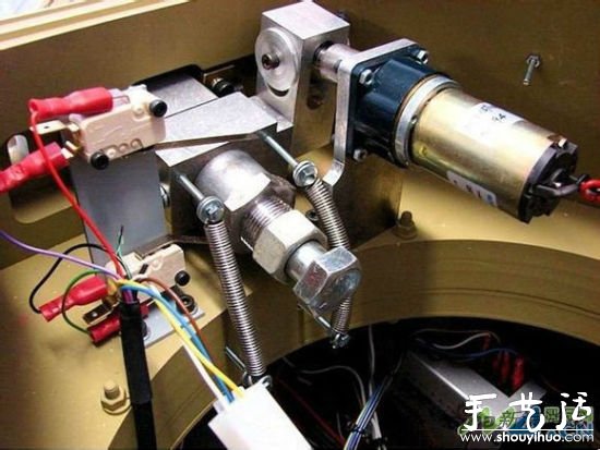 神級技術(shù)宅手工制作 超逼真二戰(zhàn)坦克模型 -  rpnrmr.com