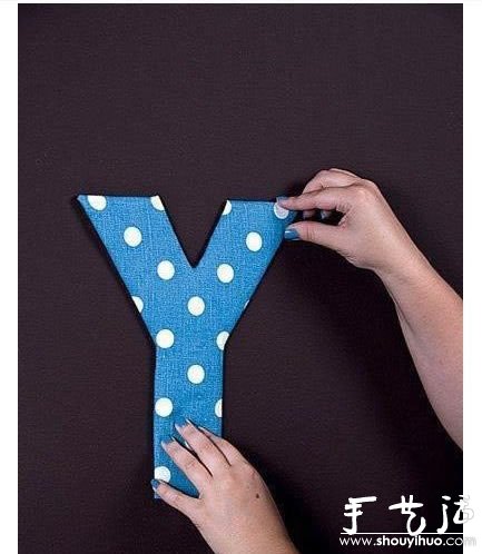 利用硬紙板和不織布DIY英文字母的方法 -  rpnrmr.com