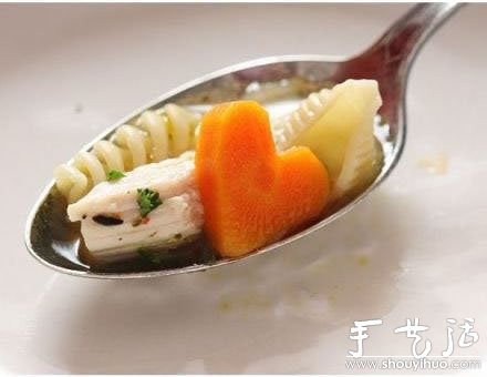 胡蘿卜DIY愛“心”菜肴 -  rpnrmr.com