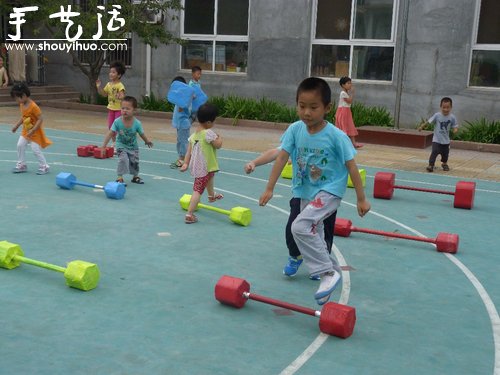 廢舊材料制作幼兒舉重器 -  rpnrmr.com