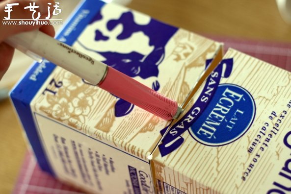 牛奶盒和布條廢物利用DIY吊籃盆栽 -  rpnrmr.com