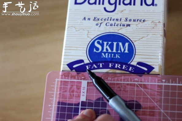 牛奶盒和布條廢物利用DIY吊籃盆栽 -  rpnrmr.com