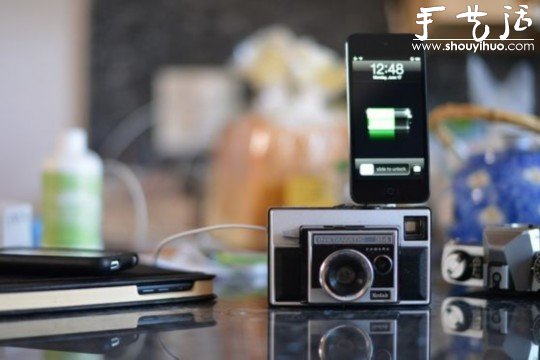 舊相機(jī)DIY改裝成iPhone手機(jī)充電插座 -  rpnrmr.com