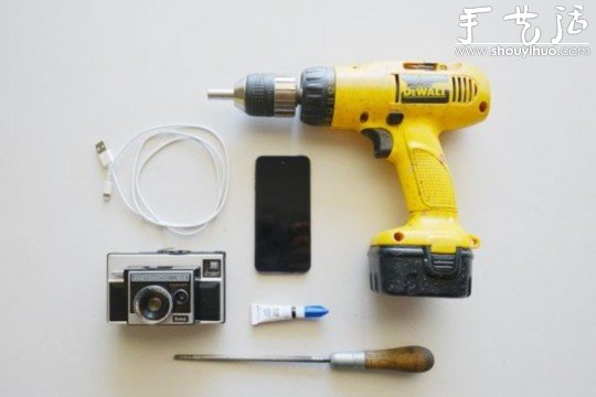 舊相機(jī)DIY改裝成iPhone手機(jī)充電插座 -  rpnrmr.com