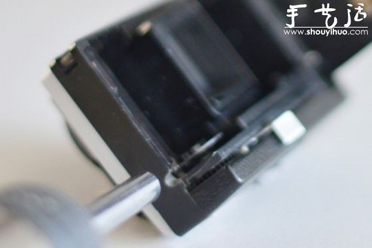 舊相機(jī)DIY改裝成iPhone手機(jī)充電插座 -  rpnrmr.com
