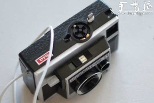 舊相機(jī)DIY改裝成iPhone手機(jī)充電插座 -  rpnrmr.com