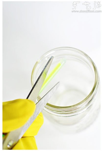 熒光棒手工DIY夢幻夜光罐的教程 -  rpnrmr.com
