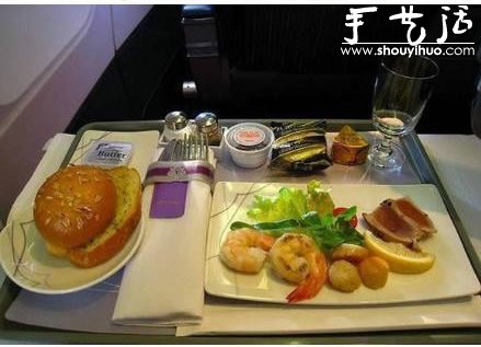 世界各地各個航空公司頭等艙的餐飲照片 -  rpnrmr.com