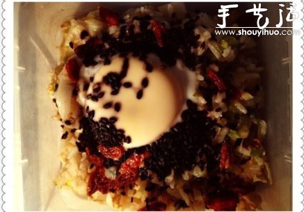 剩飯巧DIY：雞蛋芝麻蒸飯的做法 -  rpnrmr.com