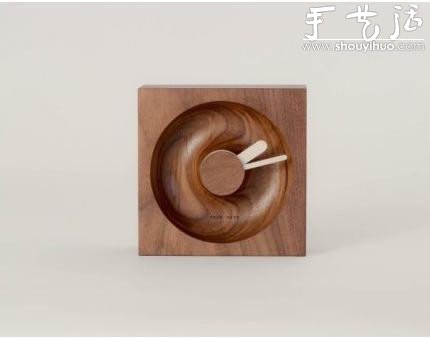 天然木制時鐘O