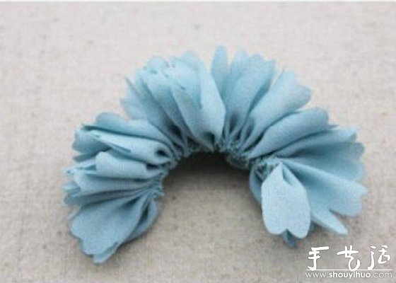 簡(jiǎn)單DIY漂亮頭花的圖文詳解 -  rpnrmr.com