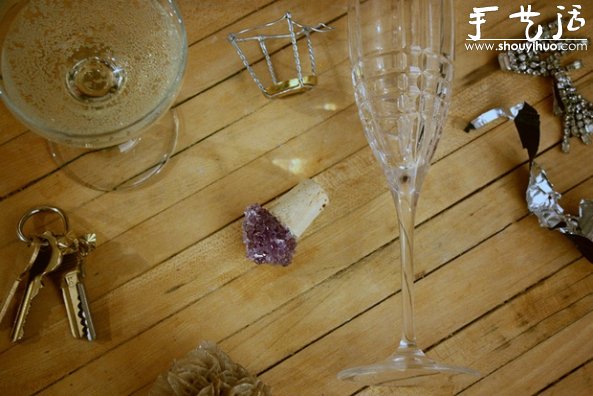 DIY紅酒紫水晶效果瓶塞的教程 -  rpnrmr.com