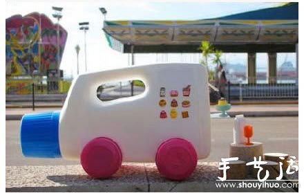 用完的洗衣液瓶子DIY快餐車 -  rpnrmr.com