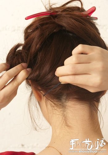 短發(fā)女生俏皮短卷發(fā)DIY教程 -  rpnrmr.com