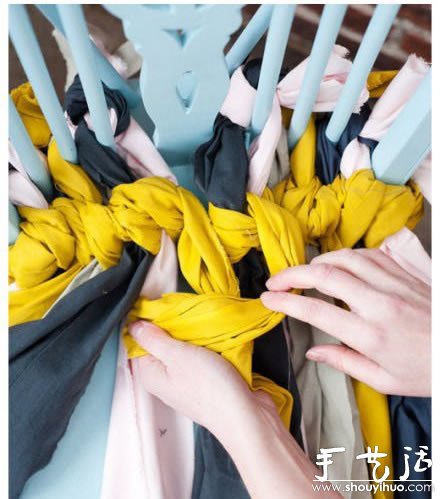 舊衣服DIY椅子坐墊的教程 -  rpnrmr.com