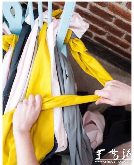 舊衣服DIY椅子坐墊的教程 -  rpnrmr.com