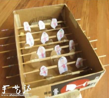 包裝盒變廢為寶自制桌上足球 -  rpnrmr.com