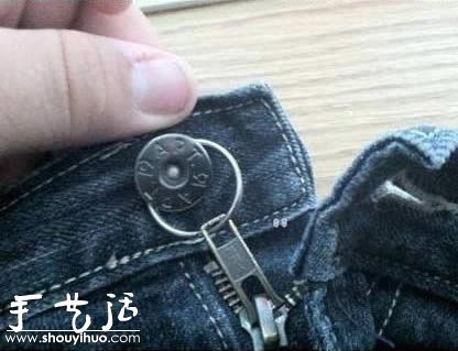 生活小技巧：給牛仔褲拉鏈裝個扣環(huán) -  rpnrmr.com