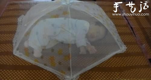 餐桌蓋的妙用 讓寶寶無視蚊子騷擾 -  rpnrmr.com